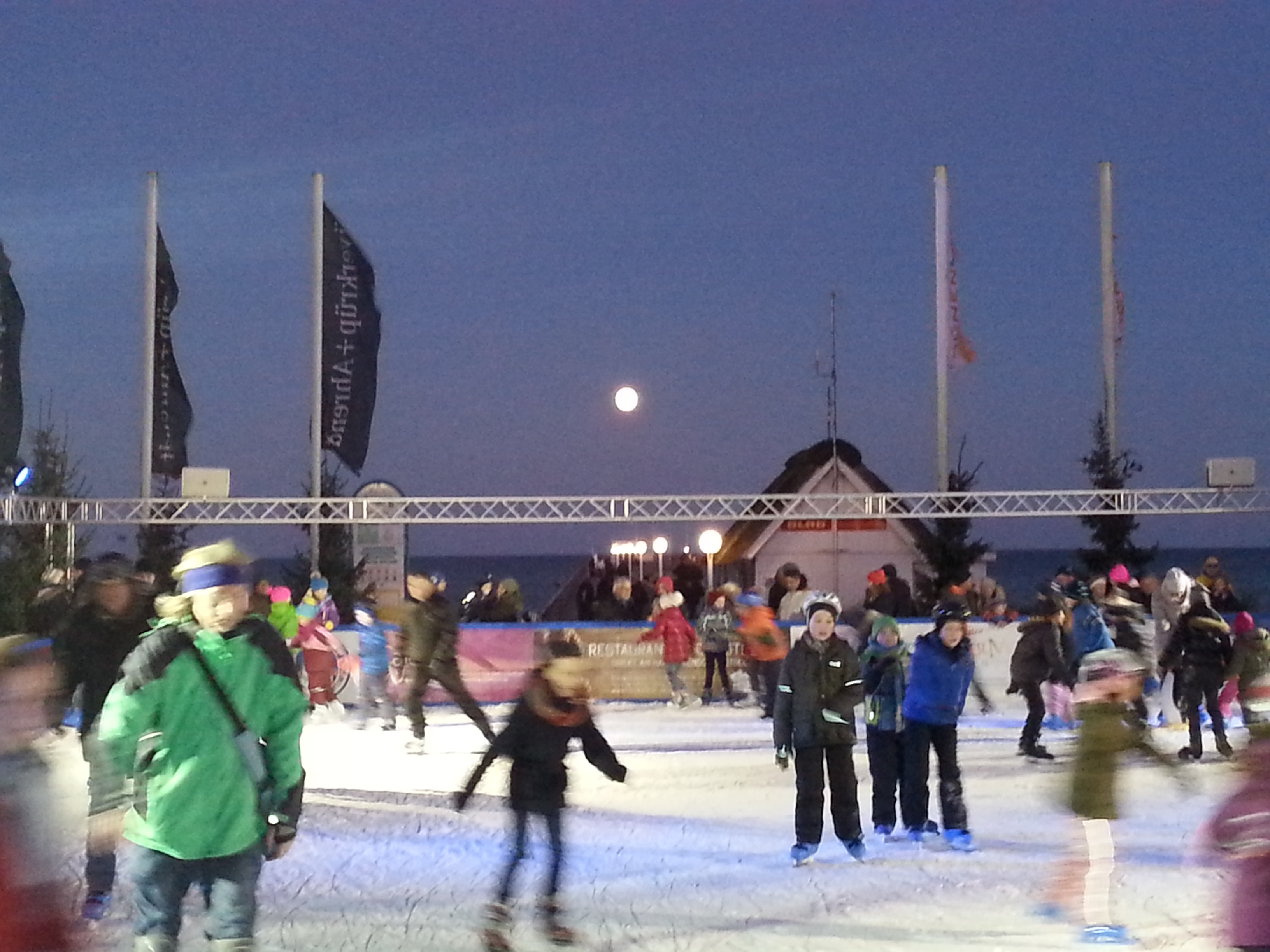 27 Eisbahn in Scharbeutz